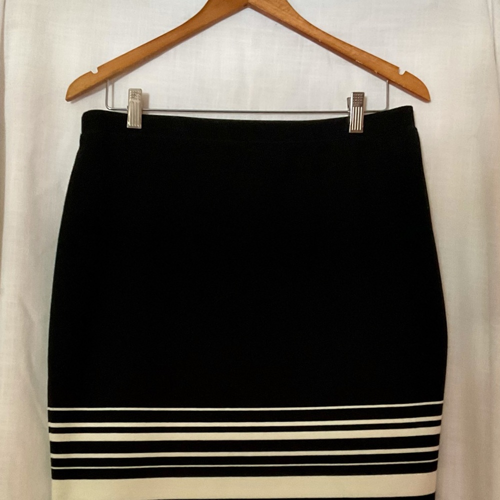 NWT MAX STUDIO striped SKIRT~size L elastic waist